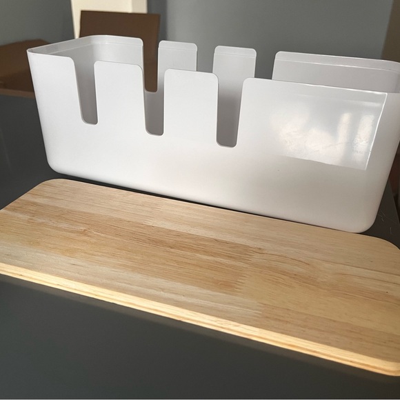 Cable Management Box - Picture 3 of 4